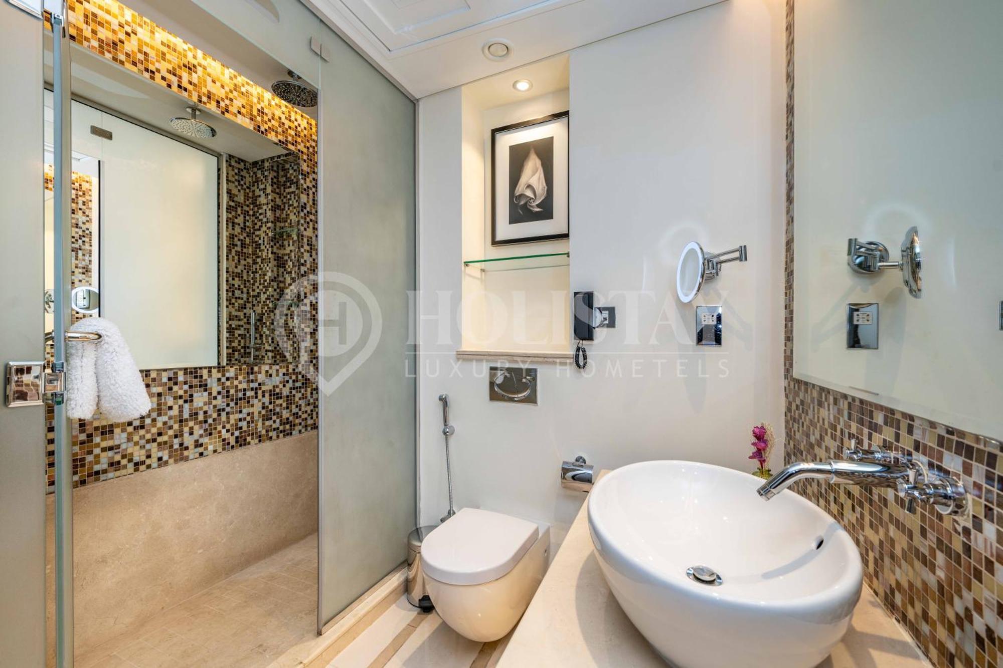 Holistay Address Downtown , Full Burj Khalifa View Apartment *